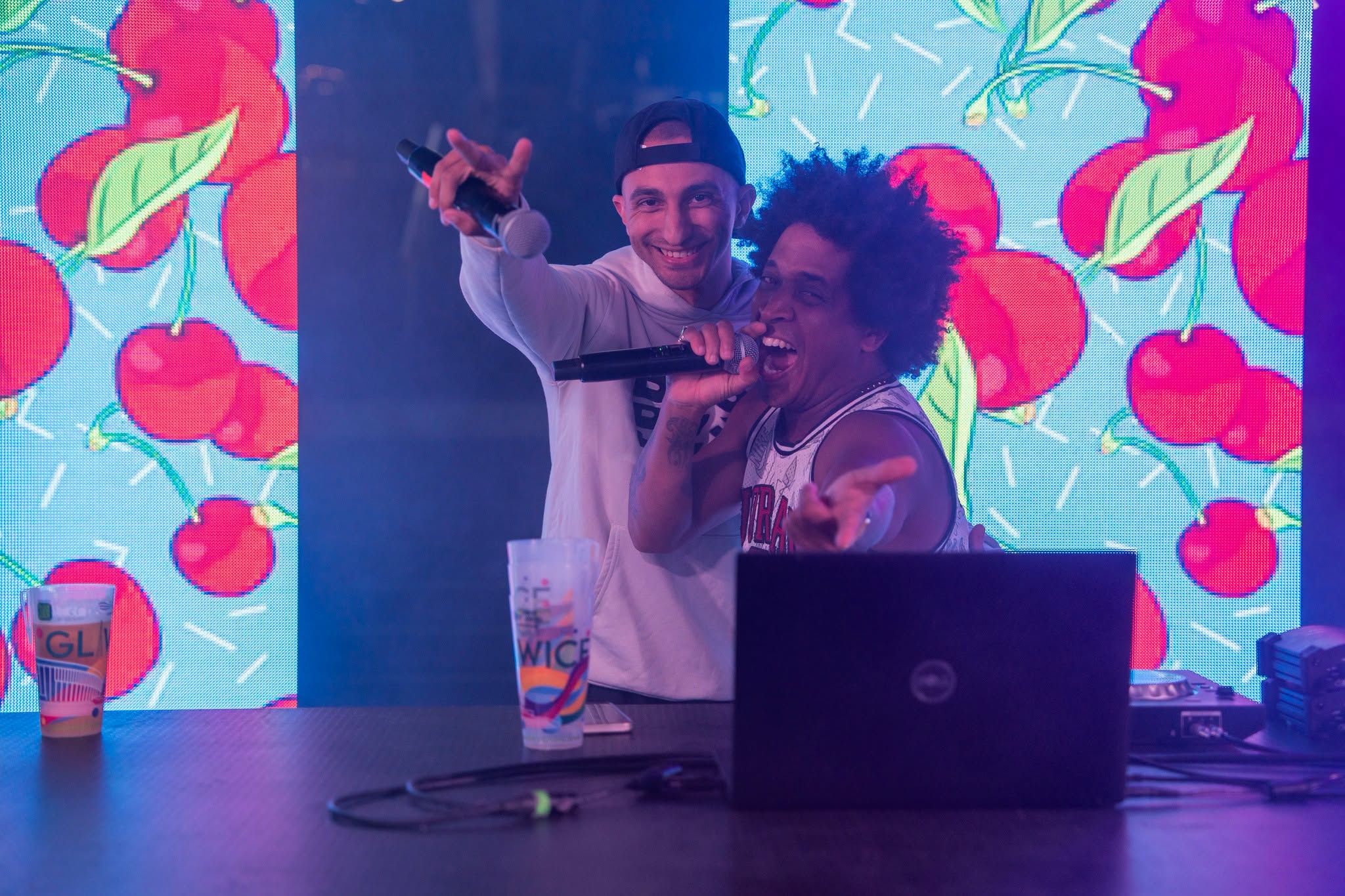 DJ-e